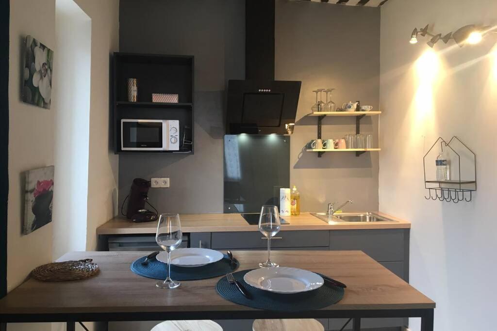 Studio De Charme Le Clos De L'Etang + Place De Parking L'Isle-sur-la-Sorgue Luaran gambar
