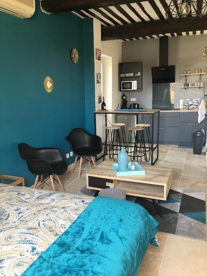 Studio De Charme Le Clos De L'Etang + Place De Parking L'Isle-sur-la-Sorgue Luaran gambar